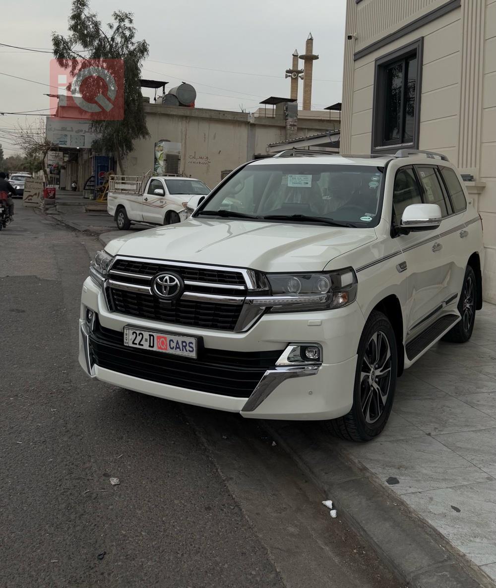 تويوتا لاندكروزر